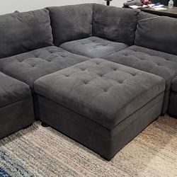 Setional Sofa $1,100