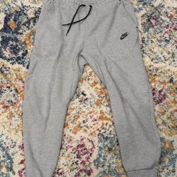 Men’s Nike Tech Fleece Sweat Joggers Size Medium