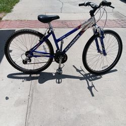 Schwinn Racer 26" aluminum bicycle