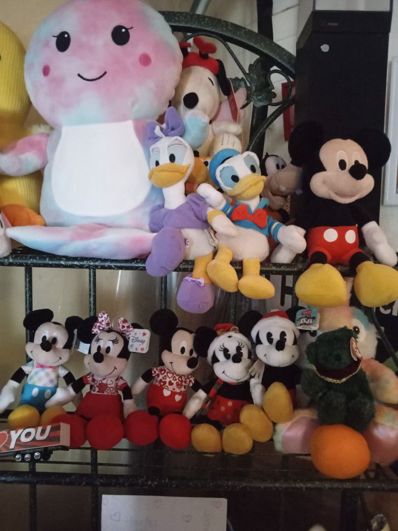 Mickey Mouse And Minnie Mouse Collection 
