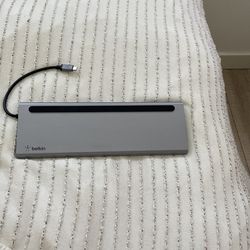 Belkin Multiport Charging Deck
