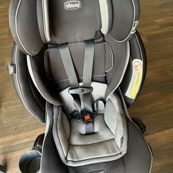 Chicco Fit4 Car Seat 
