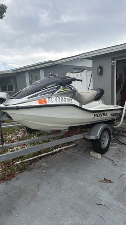 2004 Honda Aquatrax F12