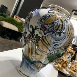 Antique Japanese Porcelain Vase