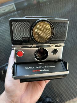 Polaroid Sx-70 Sonar with Flash Bar