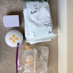 Medela Swing Maxi Double Electric Breast Pump Bundle + 200 FREE Storage Bags