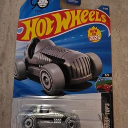 hotwheels Pass N Go Monopoly 90 years