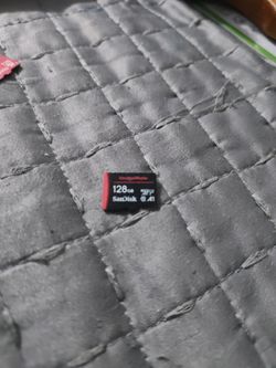 128gb SanDisk Micro SD Card Official fully working and tested like new - Works with phones, computers, Nintendo Switch