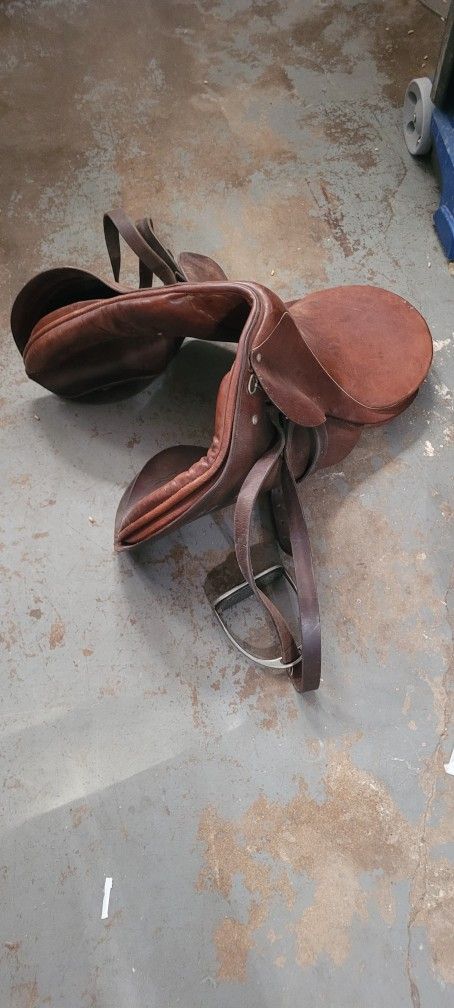 Stubben Saddle 