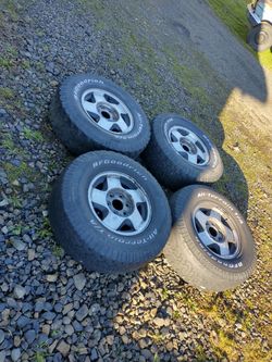 6 Lug, 16 Inch Chevy Silverado 2500 GMC Tahoe Suburban Truck Wheels Tires