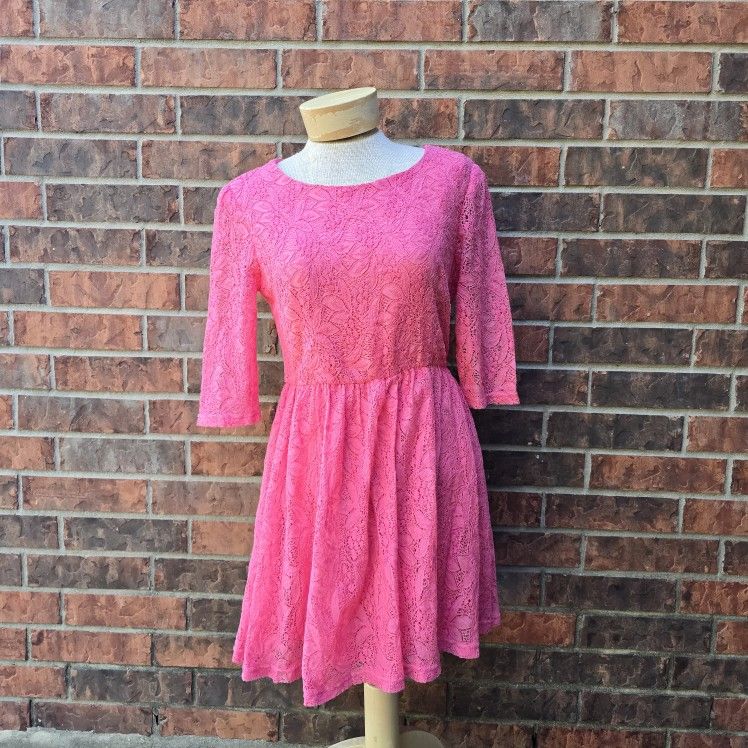 REMAIN Dress Womens Large Pink Lace Fit & Flare 3/4 Sleeve Lined Back Zip Skater