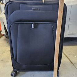 Samsonite Suitecase