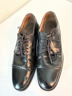 MENS JF BLACK SHOES SIZE 10