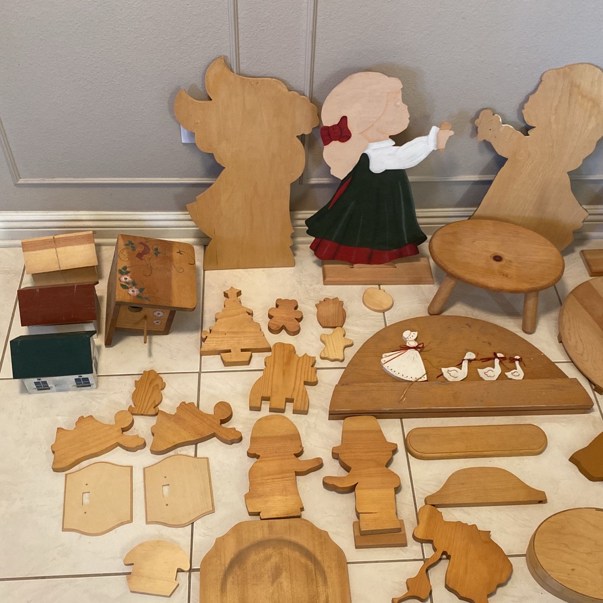 Unfinished Tole Pieces - New
