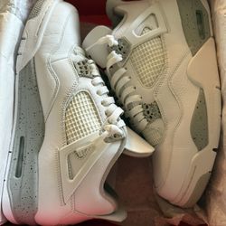 Jordan 4 Oreo Size 10.5