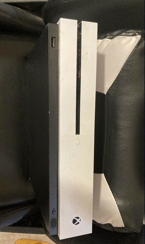 Xbox One S