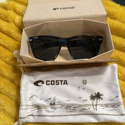 New Original Name Brand Sunglasses 😎 $60.00 Each Firm 