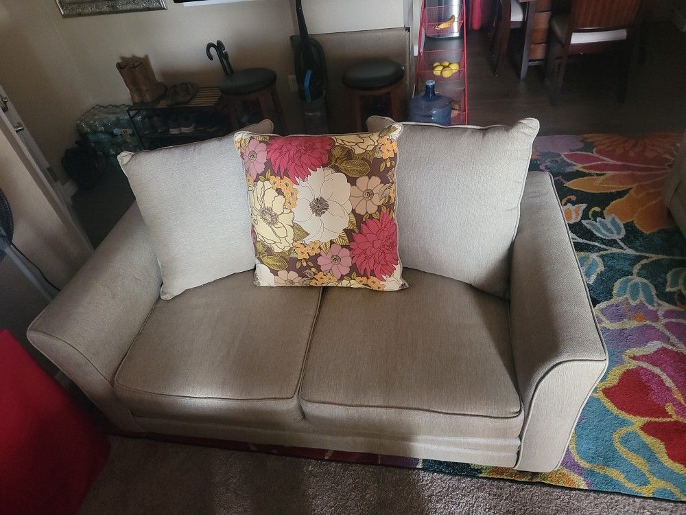 Sofa set