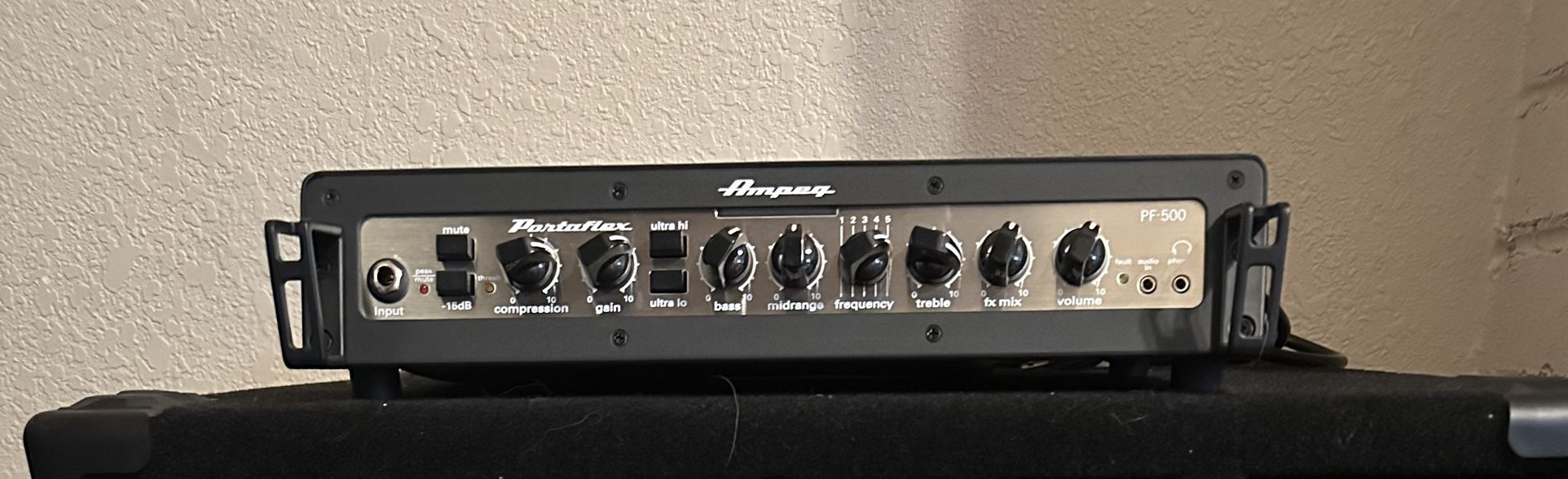 Ampeg PF 500