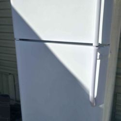 Top Refrigerator Bottom Freezer