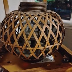 Outdoor/Indoor Hanging Basket With Glass Interior Holder For Candles 