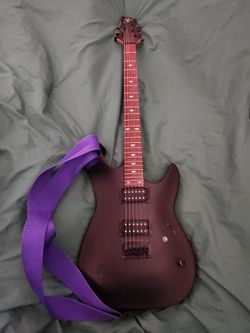 Rouge Guitar w Ernie Ball Strap
