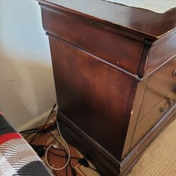 Dresser With Mirror 2night Stand With Table Lamp