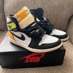 Air Jordan Retro High OG “Volt Gold”