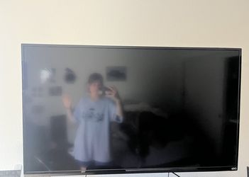 TV - 21”x37” VIZIO