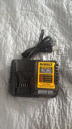 DeWALT 4amp Charger