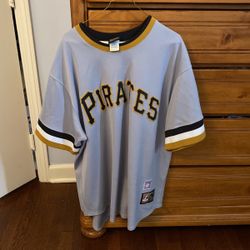 Pirates Jersey. Excellent Condition Like New 