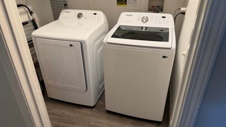 Samsung Washer & Dryer Like New