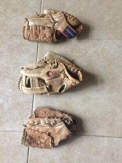Baseball & Softball Gloves R