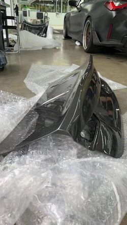 G20/G80 Carbon Fiber Trunk