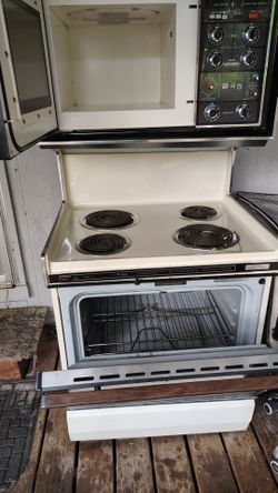 General Electric stove microwave combo