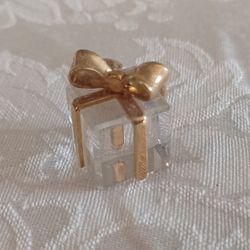 Swarovski Figurine 191603 Gift 2.5cm. Excellent Condition