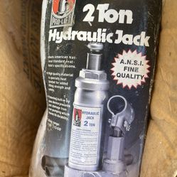 2 Ton Jack Perfect For Heavy Things Like Cars 