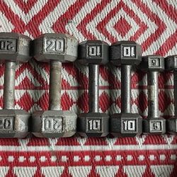 SET OF DUMBBELLS (PAIRS OF ) : 5s  10s  20s 