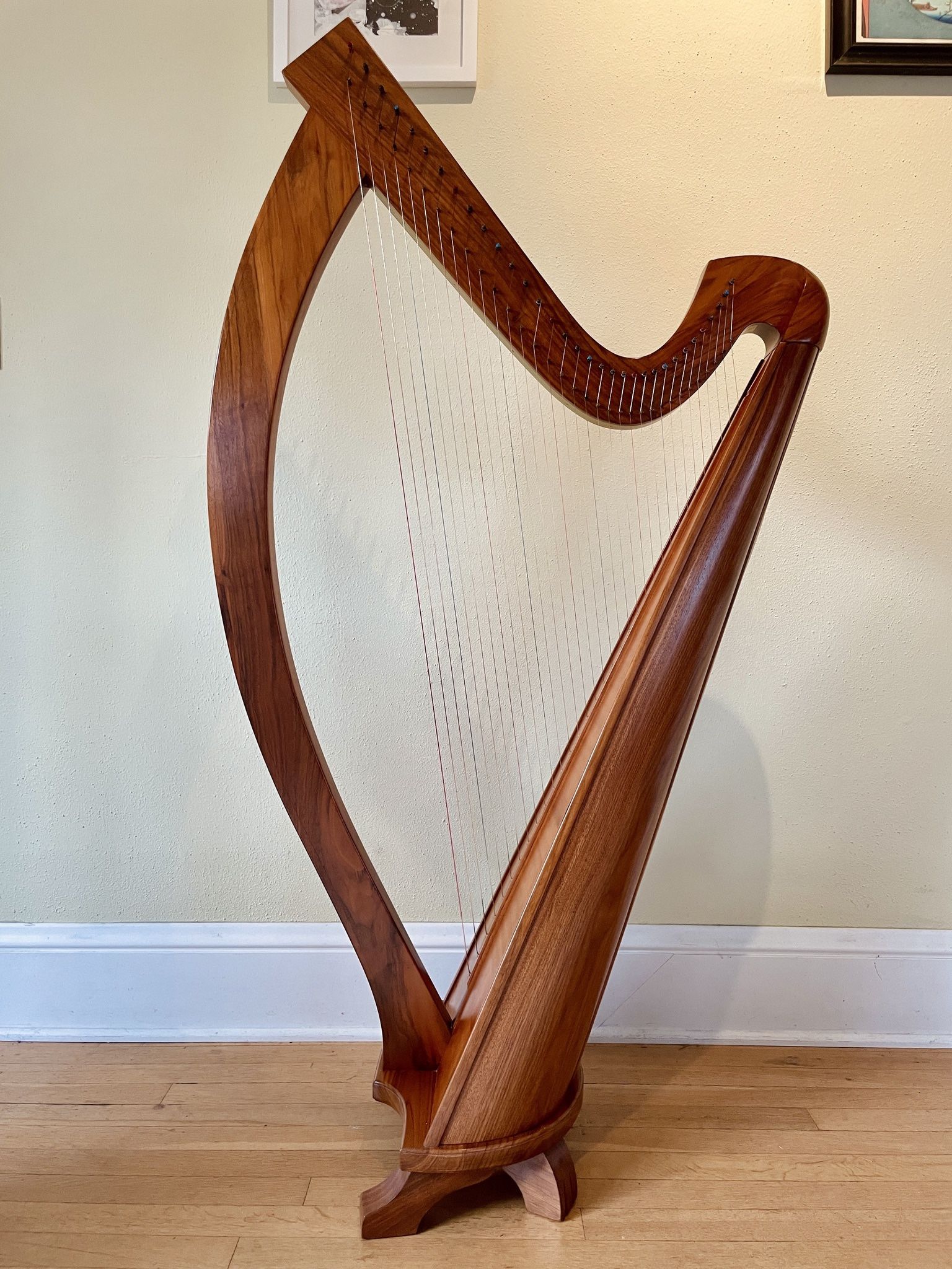 33 String Wire Harp - Celtic Harp
