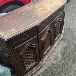 Turntable Stereo 1970’s. FREE