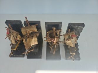 Ship bookends