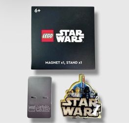 ✅New Retired✅ LEGO Insider Reward (contact info removed) Star Wars Logo Magnet with Metal Stand
