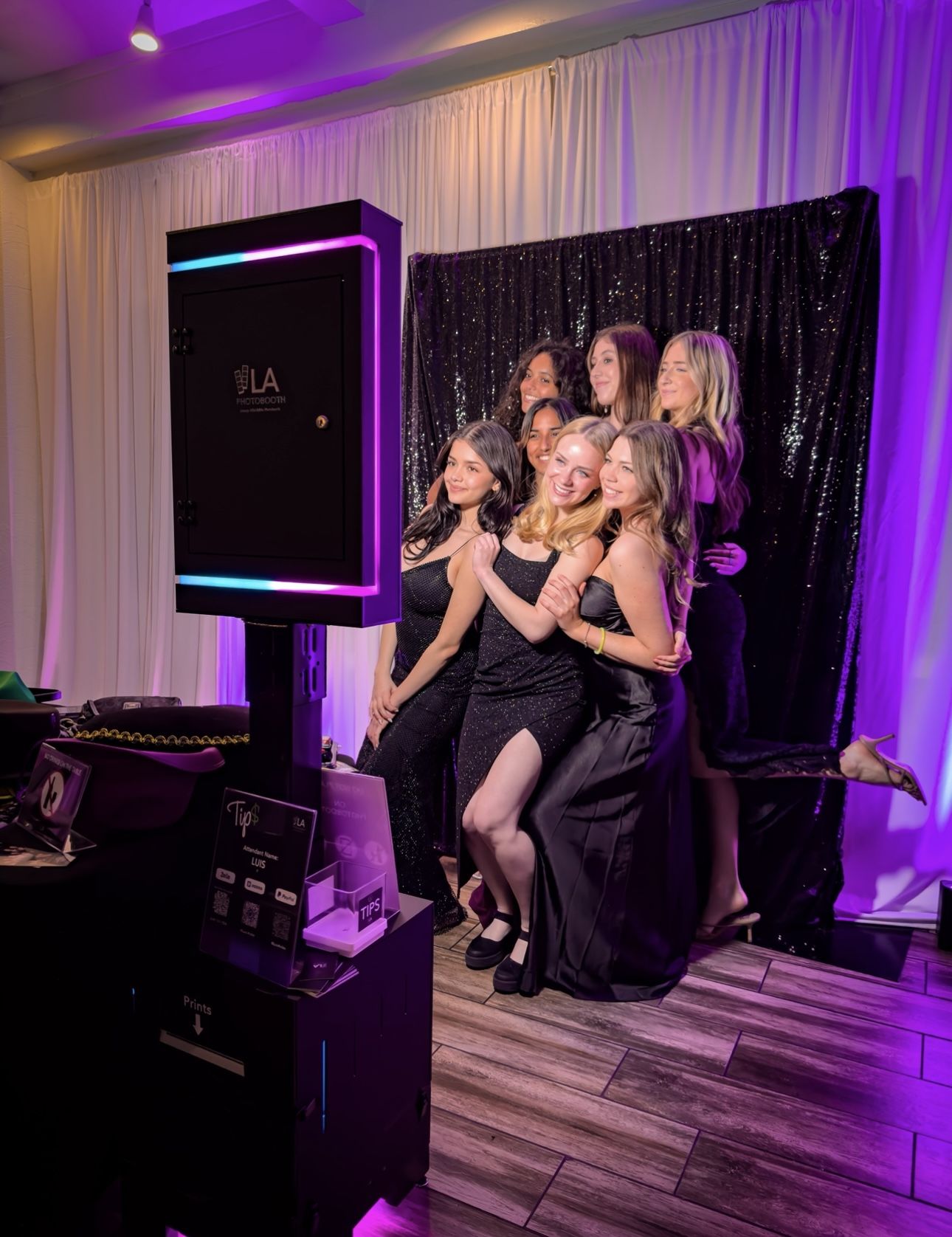 LED Photobooth With Props 
