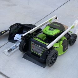 Greenworks Pro 21” Lawn Mower 60v *NO BATTERY*