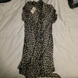 Leopard Print Light Weight Button Down Blouse (Size: XS)