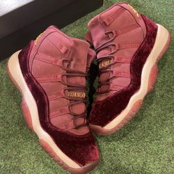 Jordan 11 GG Heiress Velvet Size 5y