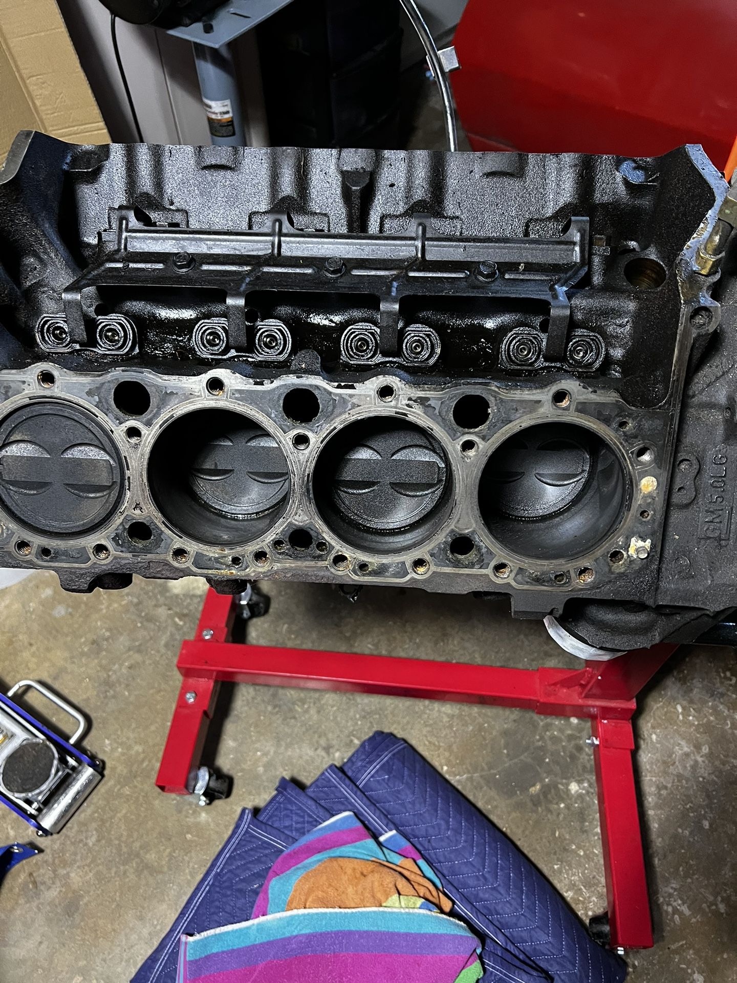 305 Engine Block