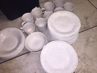Dish set