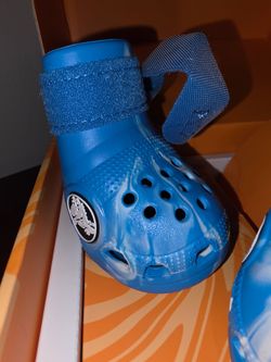 Dog shoes