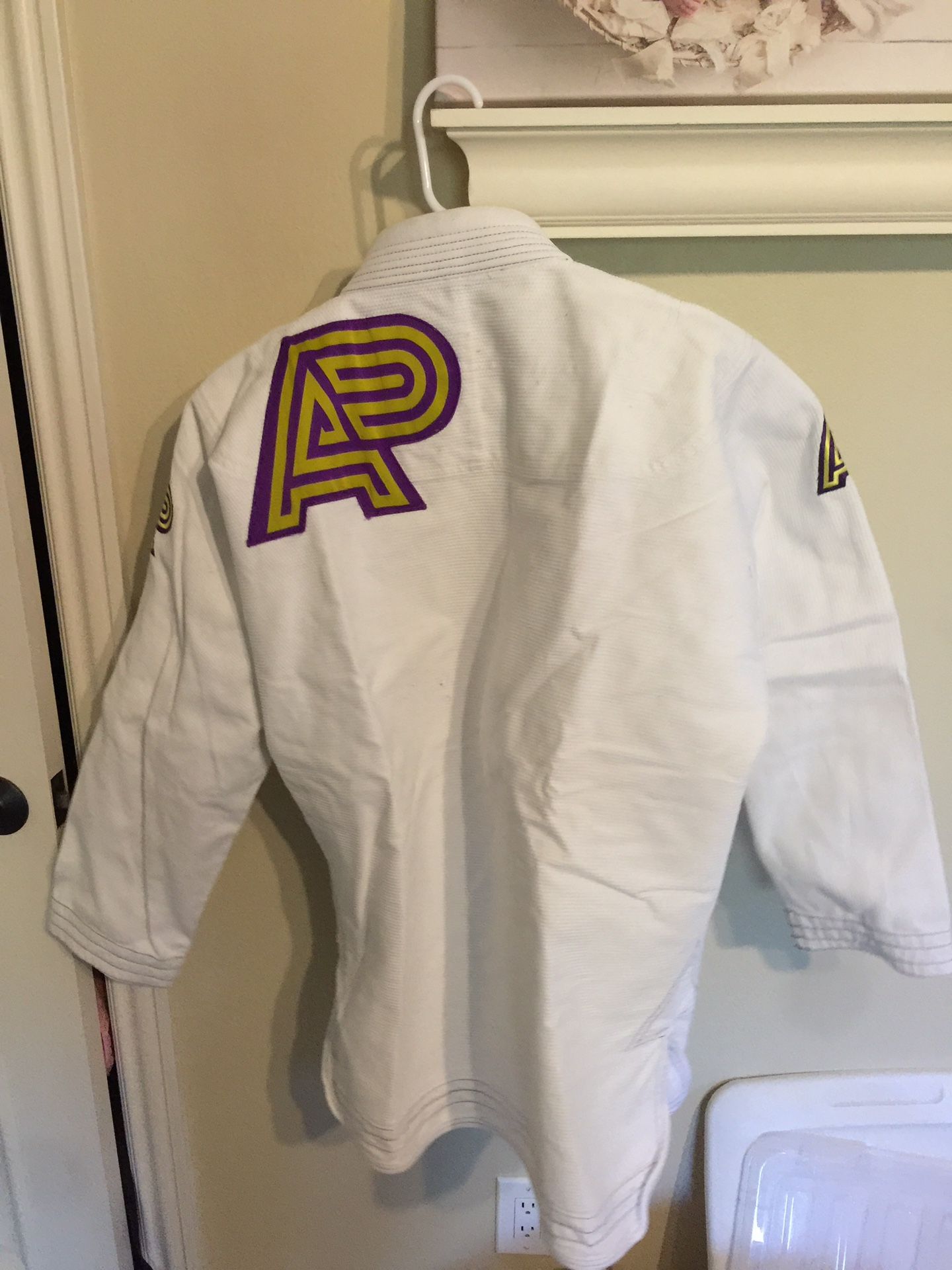 AP Albino & Preto shoyoroll Lakers Bjj JiuJitsu gi kimono - size A3 excellent condition